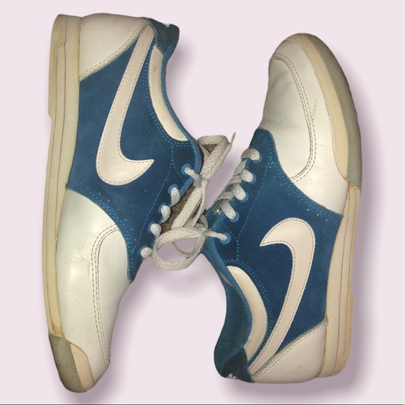 1986 Nike Sneaker - Picture 2 of 8